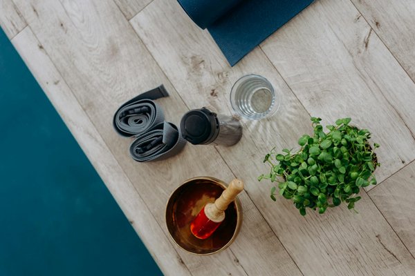 How Can Seniors in the UK Enhance Their Longevity Through Dietary Changes?